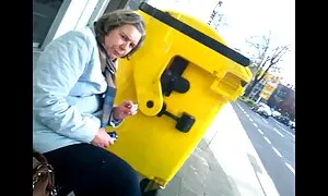 Те са заети с Анална секс клипове бг практика в горната част на лицето