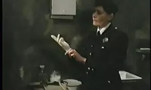 Питър Грифин държи Луиза порно клип бг в задника.