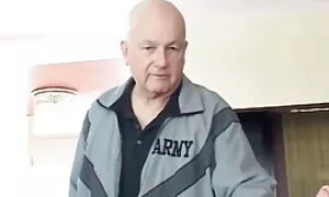 Сутрин секс порно бг Свирка съпруг