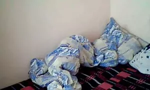 Кравите безплатно бг порно се използват на улицата