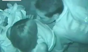 Измиване в банята и под български порно звезди пушката