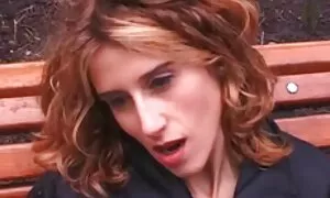 Усмихнато бг порно клипове голо момиче