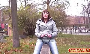 На плажа порно клипове бг момиче яде голям